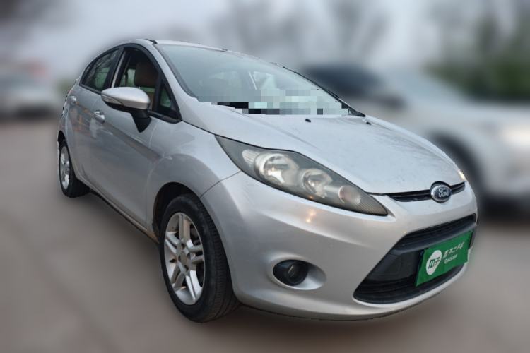 Used Ford Fiesta 2009 Hatchback 1.5L Manual Fashion Edition Front Right 45 Deg