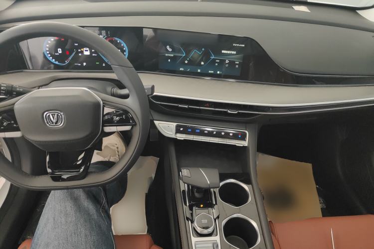 Used CHANGAN Eado 2025 PLUS 1.4T Dual-Clutch High-Energy Version
