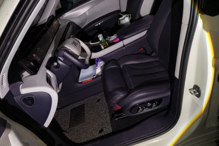 Used IM LS7 2023 90 kWh Elite Rear-Drive Version
