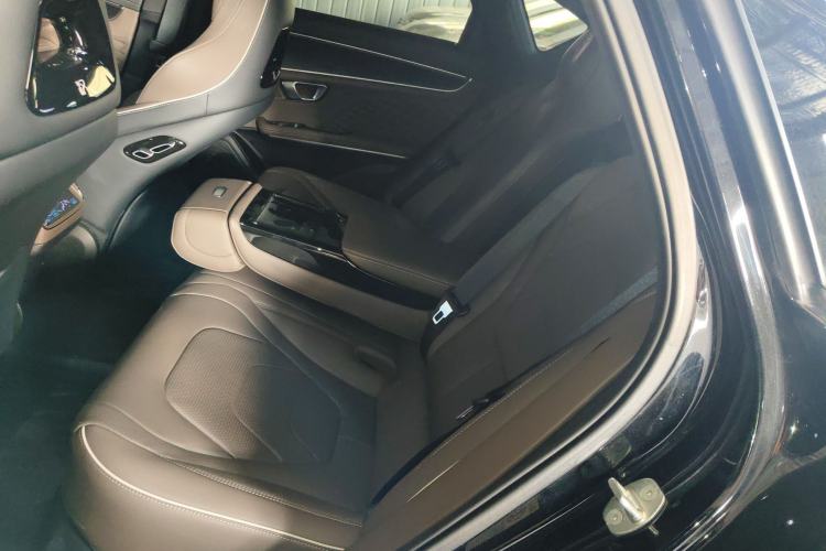 Used BYD Han 2023 EV Champion Edition 610KM All-Wheel-Drive Flagship Model
