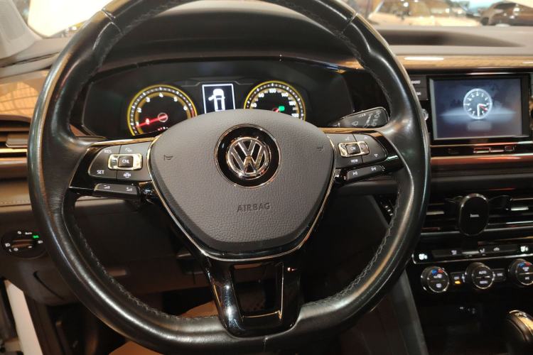 Used Volkswagen Tharu 2020 280TSI Two-Wheel Drive Comfort Edition China VI Standard