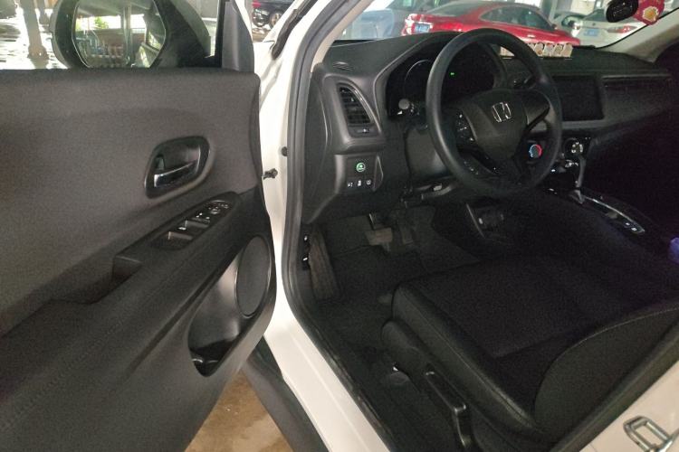 Used Honda Vezel 2020 1.5L CVT Pioneer Edition