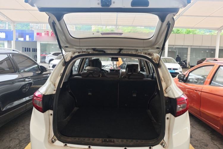 Used Land X5 2016 Plus 1.5T CVT Leading Edition Trunk