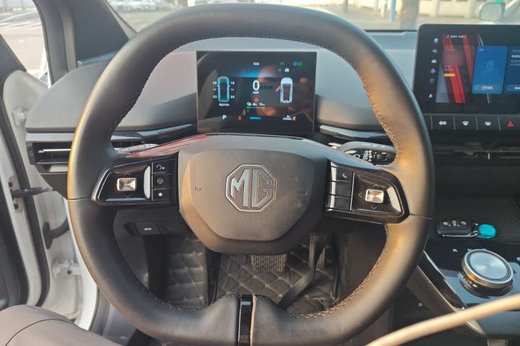 Used MG 4 EV 2022 425 km Luxury Edition
