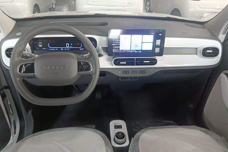 Used Geely Galaxy Panda 2025 210 km – Yuanqi Bear