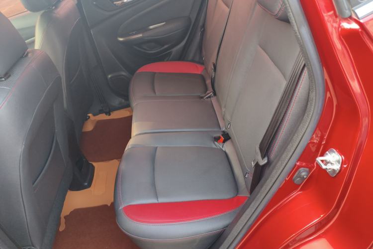 Used CHANGAN CS15 2016 1.5L Automatic Fashion Edition
