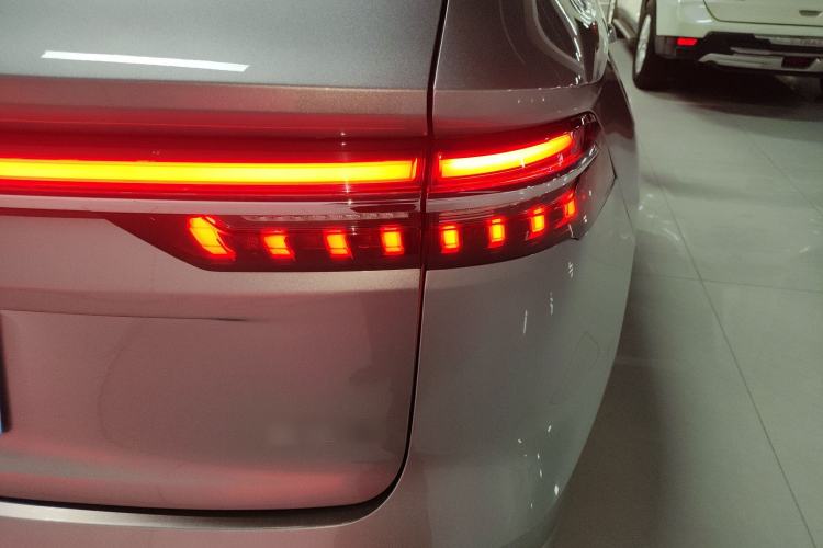 Used Geely Auto Monjaro L 2024 2.0TD High-Power Automatic Two-Wheel Drive Skyline Edition