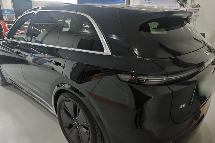 Used Li Auto L7 2023 Pro Model Exterior 2