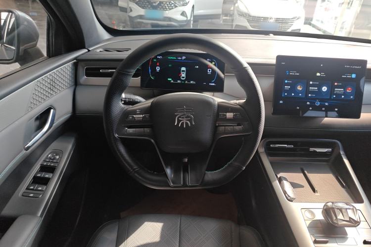 Used BYD Qin PLUS 2025 DM-i Smart Drive 55KM Leading Model
