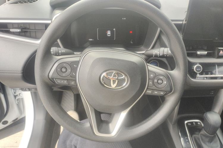 Used Toyota FRONTLANDER 2023 2.0L Smart Electric Hybrid Dual-Engine Luxury Edition Steering Wheel