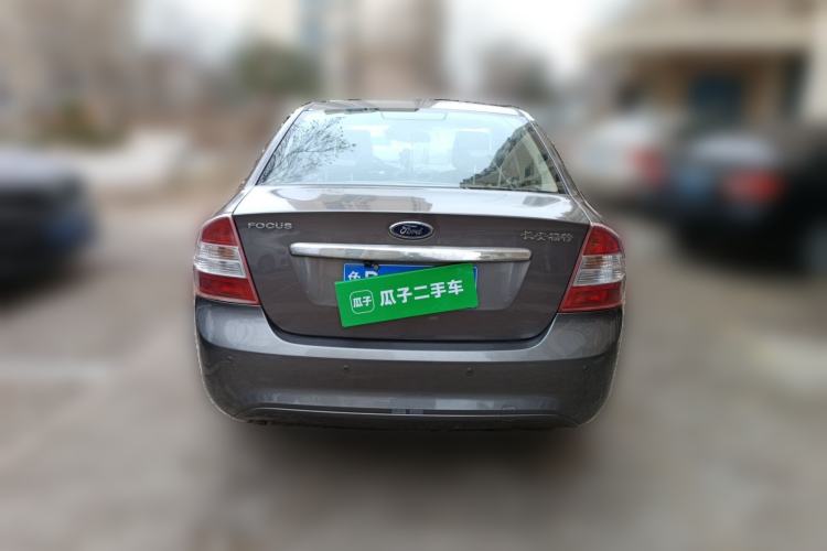 Used Ford Focus 2013 Sedan Classic 1.8L Manual Base Model
