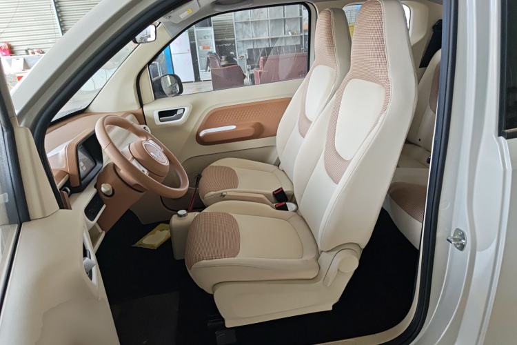 Used Wuling Hongguang MINIEV 2024 3rd Generation 215km Youth Edition Left Front Seat