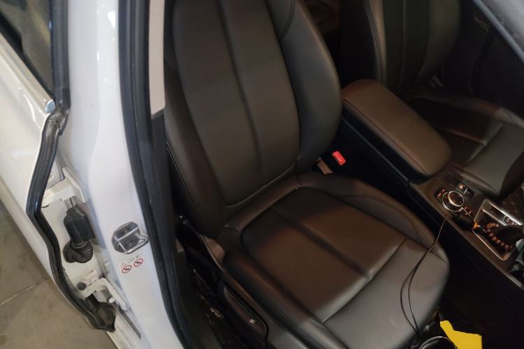 Used BMW 1 Series 2019 118i Fashion Model Right Front Seat