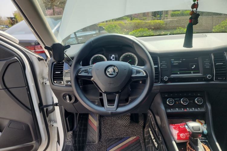 Used Skoda Kodiaq 2017 TSI330 7-Seater Two-Wheel-Drive Luxury Edition
