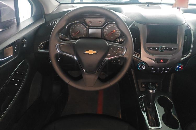 Used Chevrolet Cruze 2017 1.5L Hatchback Automatic Xuanfeng Edition