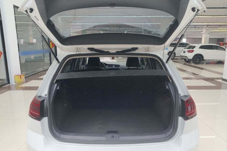 Used Volkswagen Golf 2019 280TSI DSG Luxury Version China VI Standard Trunk