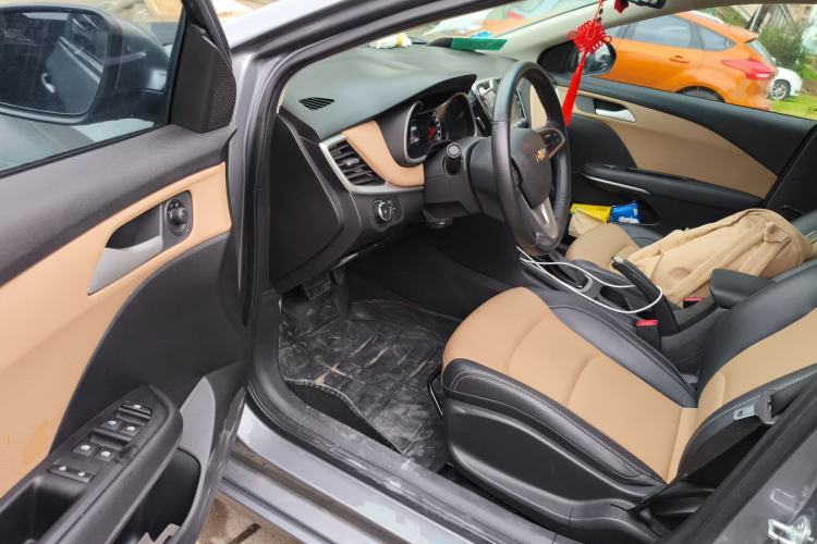 Used Chevrolet Monza 2020 320 Automatic Enjoyment Edition Driver Seat