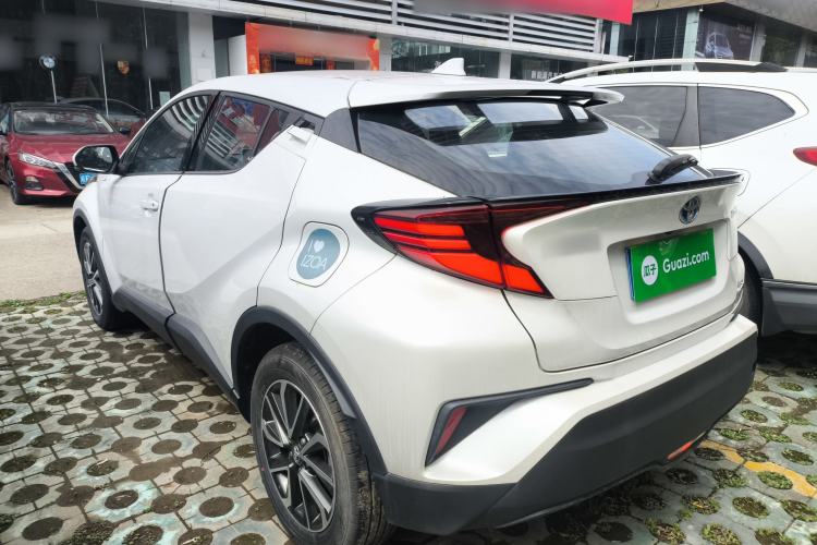 Used Toyota IZOA 2021 Dual-Motor 2.0L Yichi Edition
