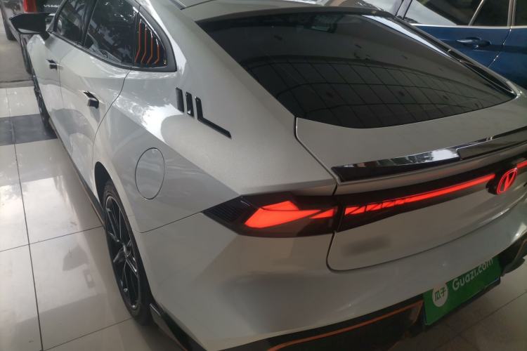 Used Changan UNI-V 2023 2.0T Sport Edition
