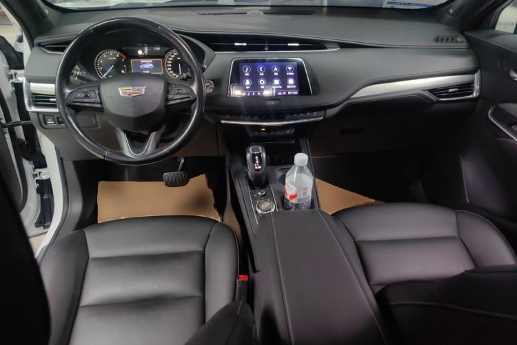 Used Cadillac XT4 2018 28T Two-Wheel Drive Leading Version