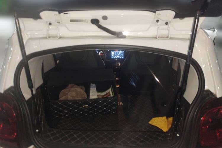 Used Roewe Clever 2021 302 km New Four-Seater Super-Efficient Version