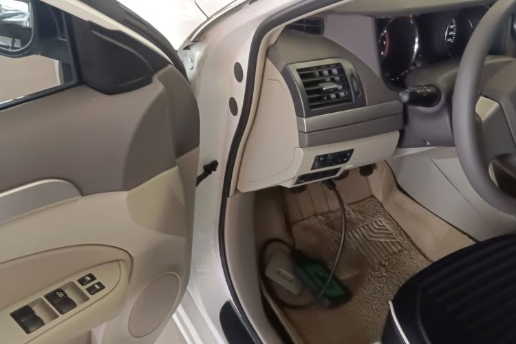 Used Dongfeng Aeolus A60 2014 1.6L Manual Luxury Model
