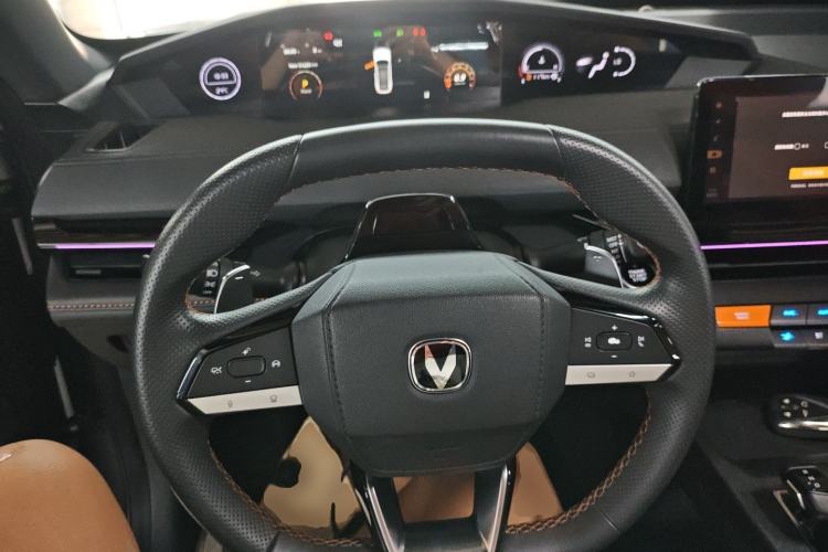 Used CHANGAN UNI-V 2022 1.5T Prestige Version Steering Wheel