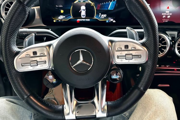 Used Mercedes-Benz CLA AMG 2023 AMG CLA 35 4MATIC Interior 2