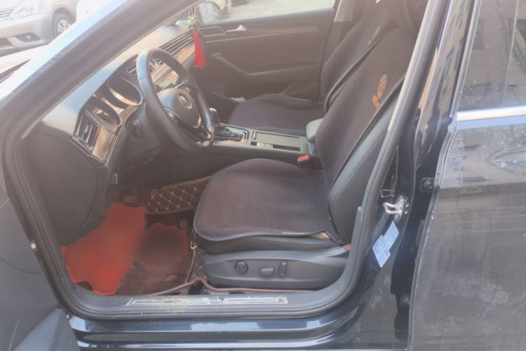 Used Volkswagen Magotan 2017 330TSI DSG Luxury Model