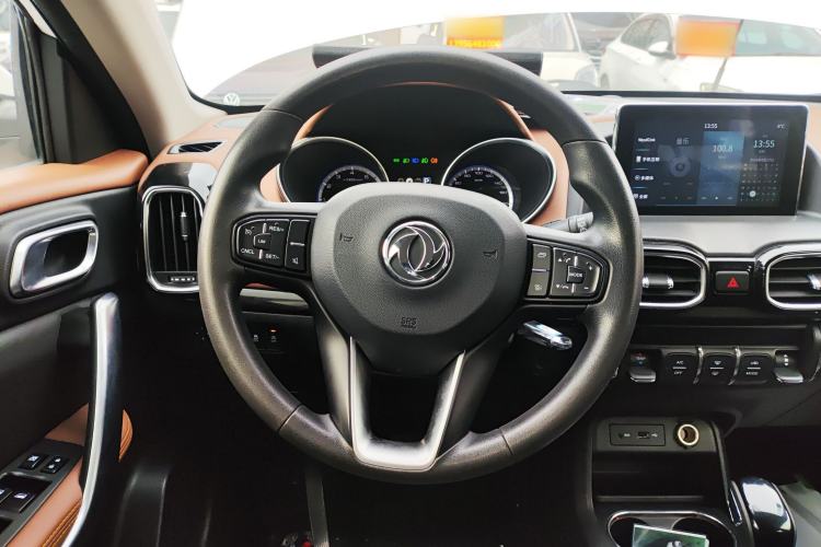 Used Dongfeng Aeolus AX4 2017 1.6L DCT Trendy Style
