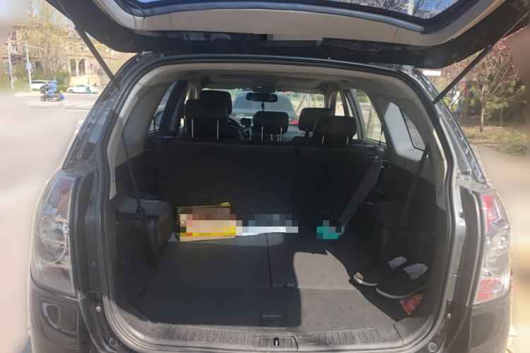 Used Chevrolet Captiva 2014 2.4L 4x4 Flagship Edition 7 Seats Trunk