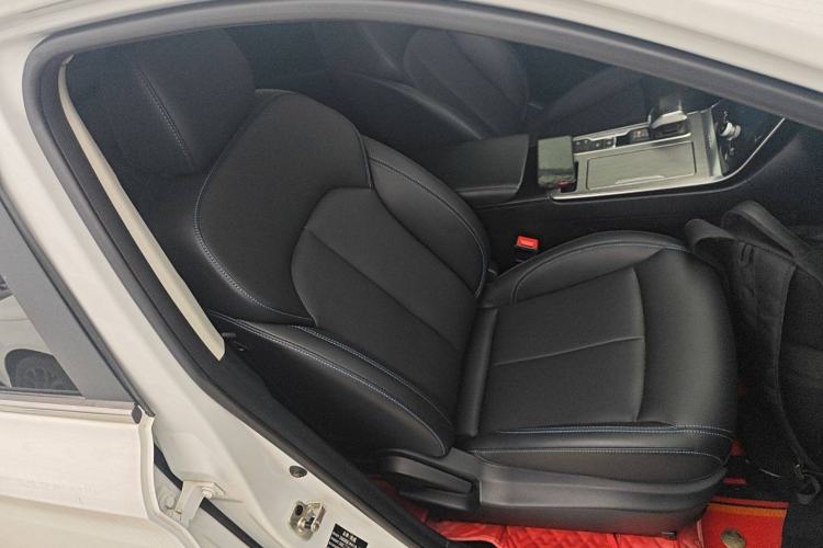 Used Roewe RX5 2022 330TGI Automatic National Style Edition