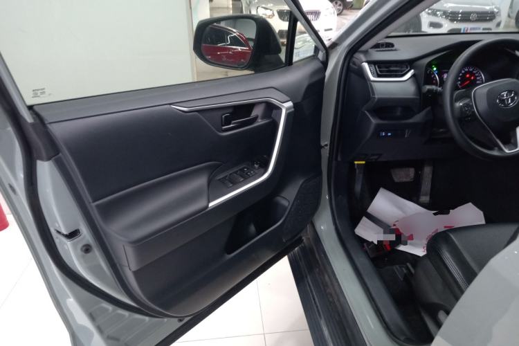 Used Toyota RAV4 2020 2.0L CVT Two-Wheel Drive Urban Edition
