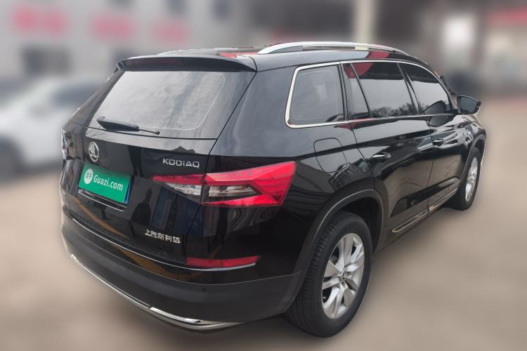 Used Skoda Kodiaq 2018 Facelifted TSI330 5-Seater Two-Wheel-Drive Luxury Enjoyment Edition