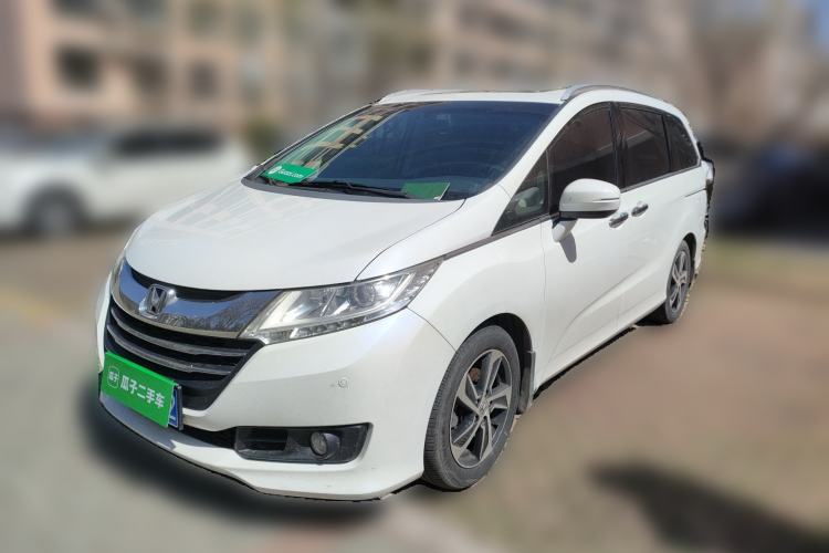 Used Honda Odyssey 2015 Revised 2.4L Luxury Edition