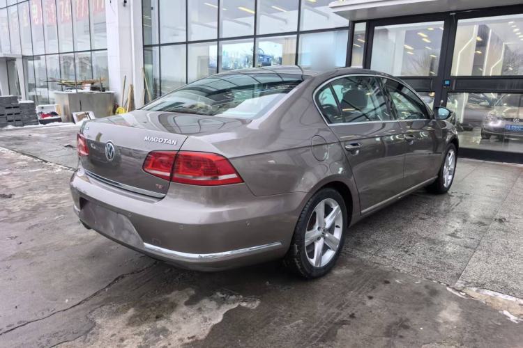 Used Volkswagen Magotan 2015 2.0 TSI Prestige Model
