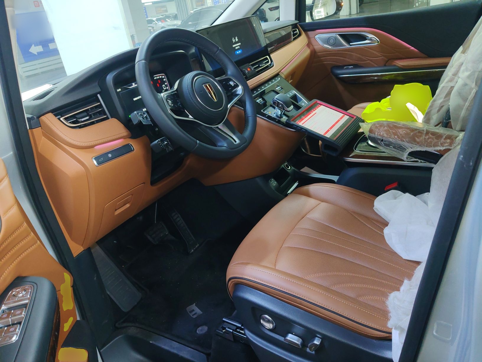 المقاعد الأمامية داخل السيارة