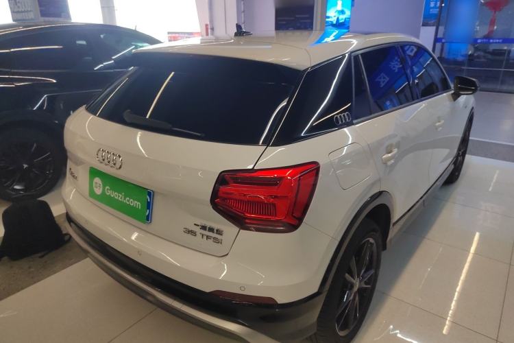 Used Audi Q2L 2021 35 TFSI Fashion Dynamic Model

