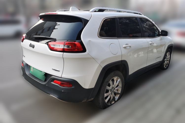 Used Jeep Cherokee 2014 2.4L Luxury Edition