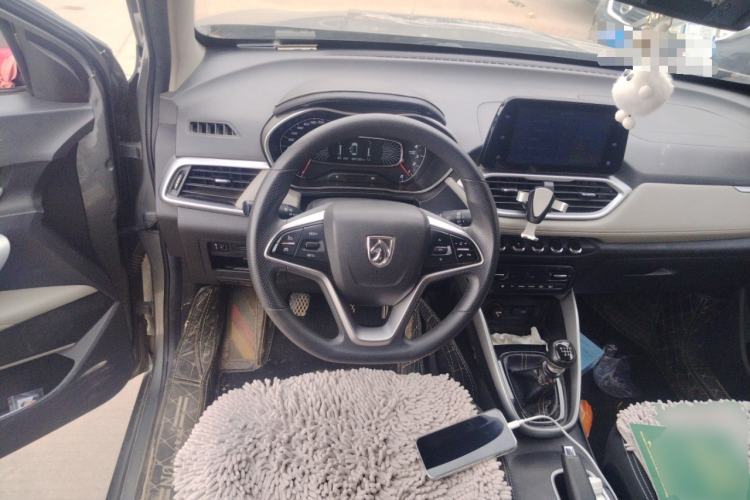 Used Baojun 510 2019 1.5L Manual Enjoyment Model 77kW China VI Emission Standard