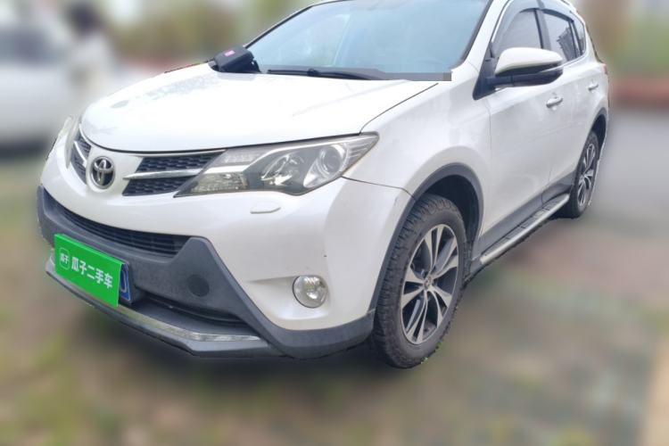 Used Toyota RAV4 2015 2.5L Automatic 4x4 Luxury Edition