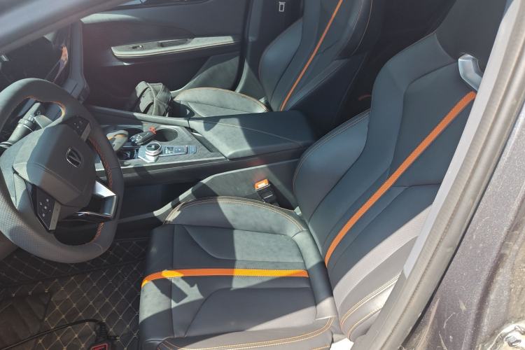 Used CHANGAN UNI-V 2024 1.5T Prestige Edition