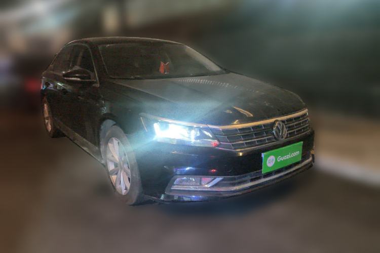 Used Volkswagen Passat 2016 330TSI DSG Prestige Edition Front Right 45 Deg