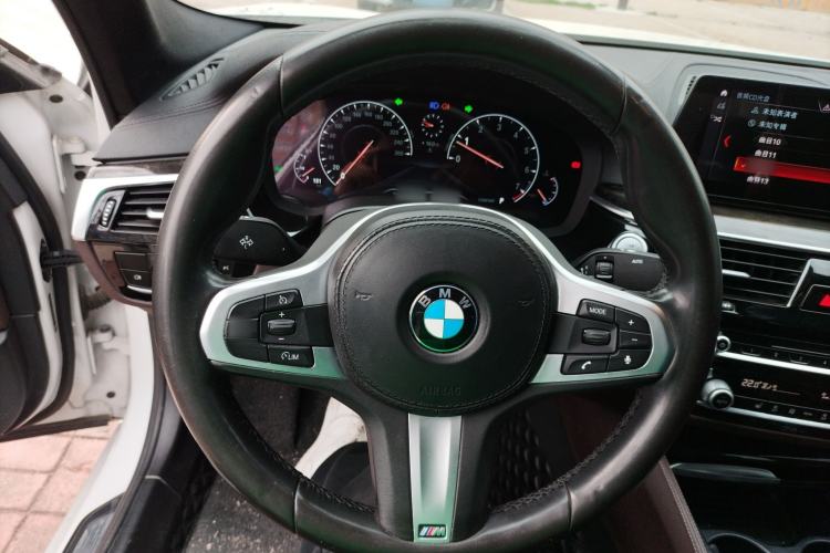 Used BMW 5 Series 2019 Restyled 525Li M Sport Package
