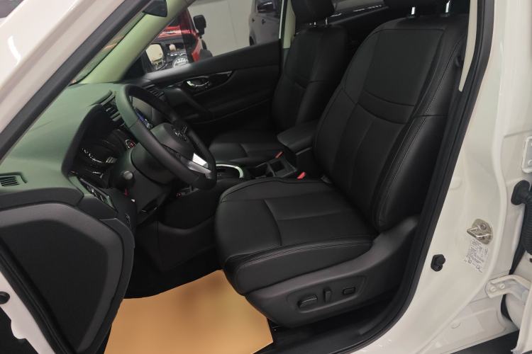 Used Nissan X-Trail 2022 2.0L Two-Wheel Drive Smart Connect & Comfort Edition Left Front Seat