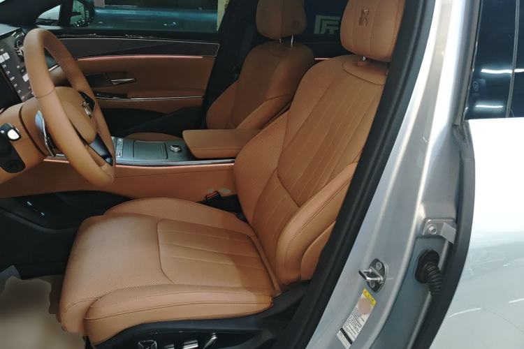 Used BYD Han L 2025 EV Four-Wheel Drive LiDAR Flagship Model
