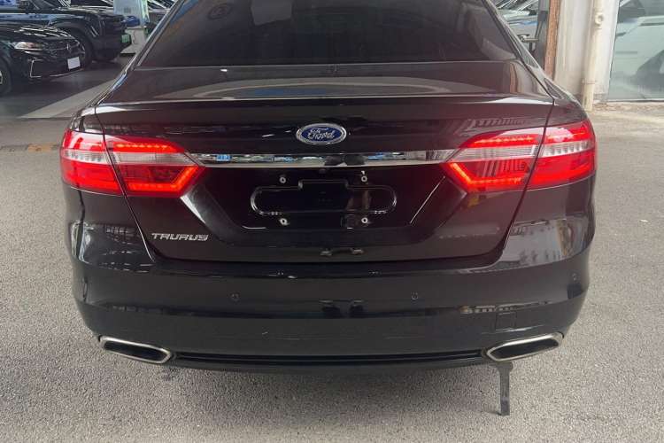 Used Ford Taurus 2015 EcoBoost 245 Luxury Model