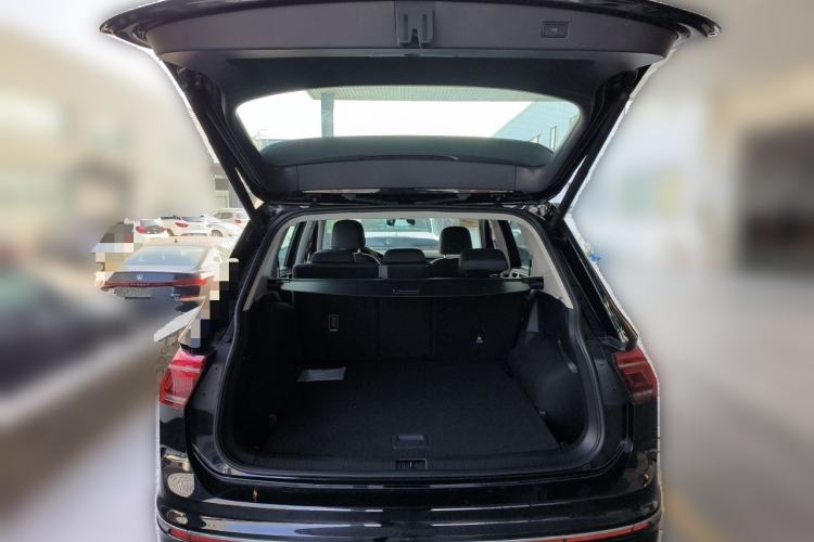 Used Volkswagen Tiguan L New Energy 2023 430 PHEV Plug-in Hybrid Prestige Edition Trunk