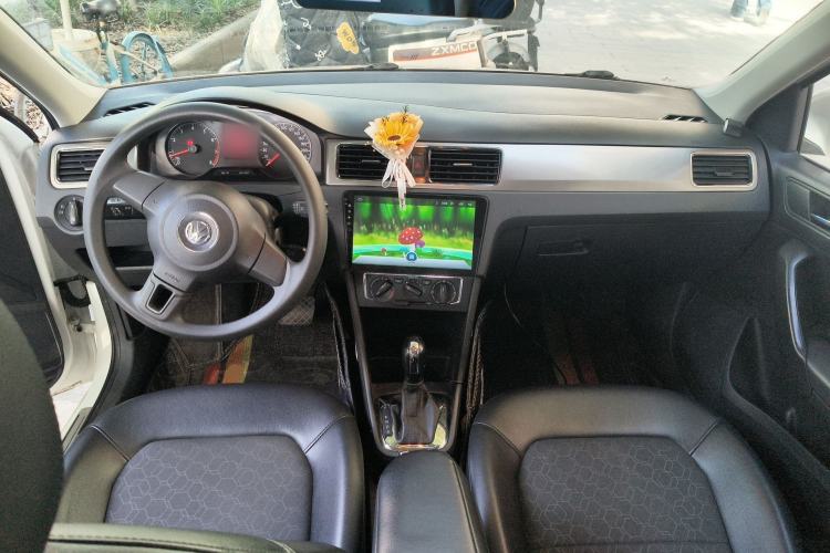 Used Volkswagen Santana 2015 1.6L Automatic Comfort Edition
