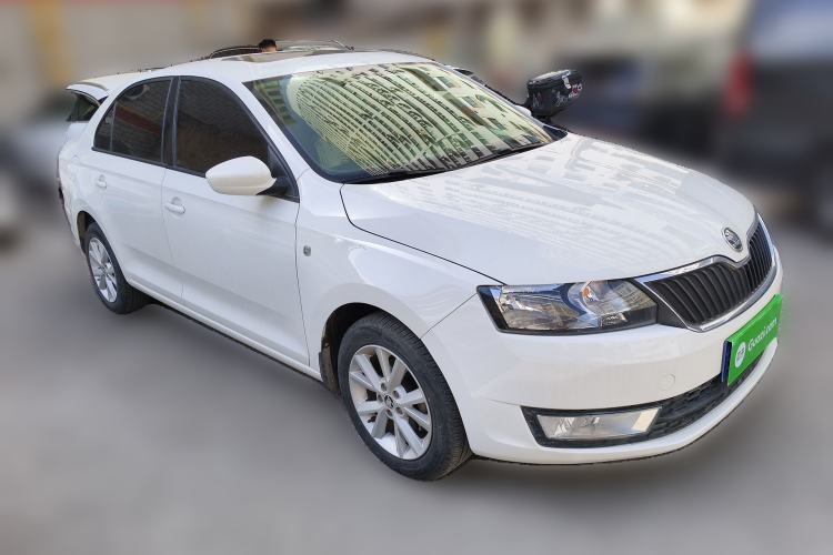 Used Skoda Rapid 2016 1.6L Automatic Chuanxing Edition Front Right 45 Deg